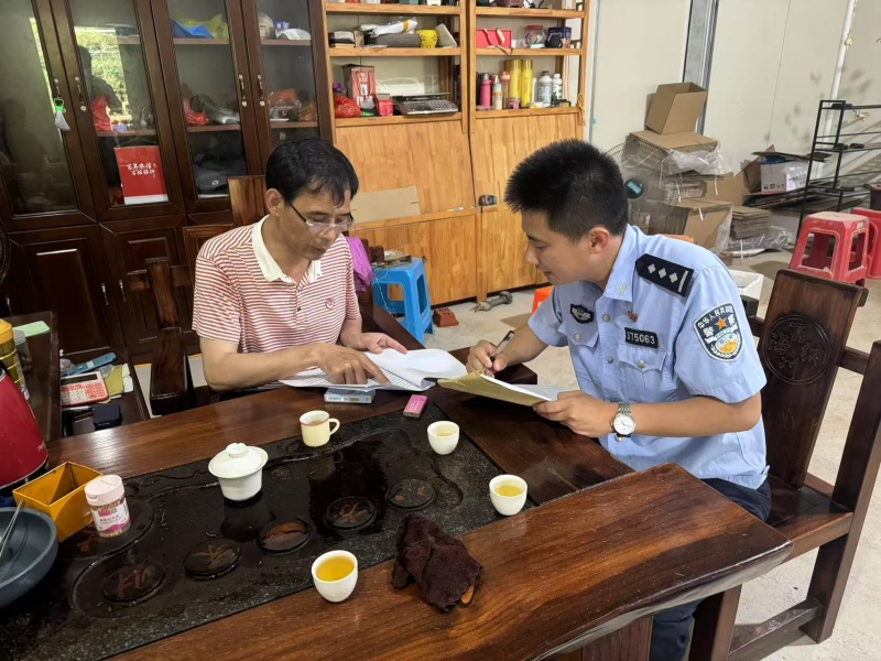 福建省南靖县：“走”出温度 “访”出平安