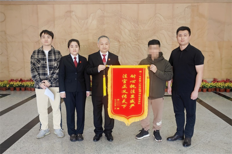 2025-01-21 岁末执行不停歇,为民暖心过春节 (2)_副本.jpg
