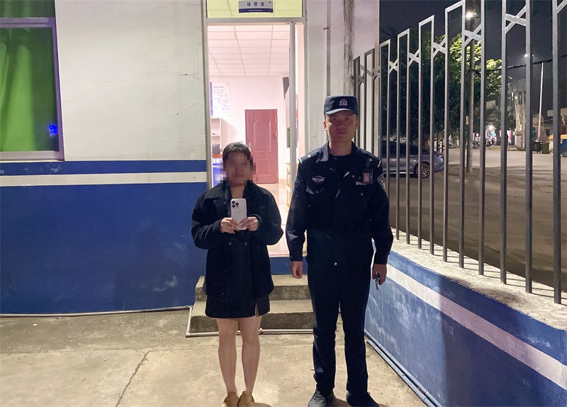 海南洋浦海岸警察2小时找回遗失手机获称赞