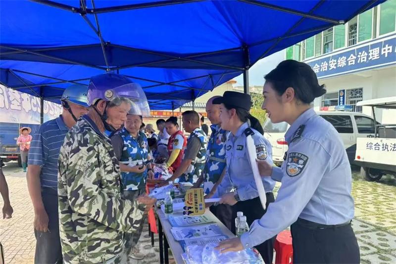 强化反诈宣传 海南琼中县公安局多举措筑牢乡镇安全防线