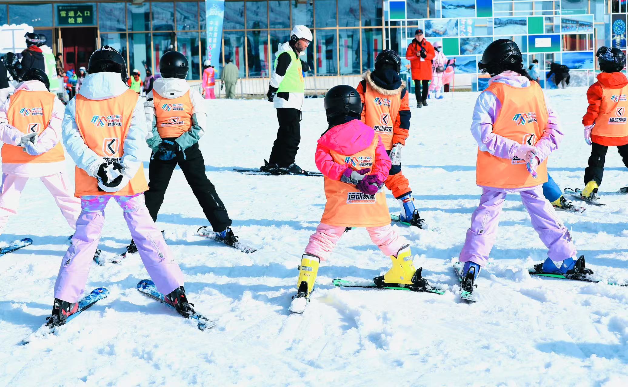 玩雪在巴东