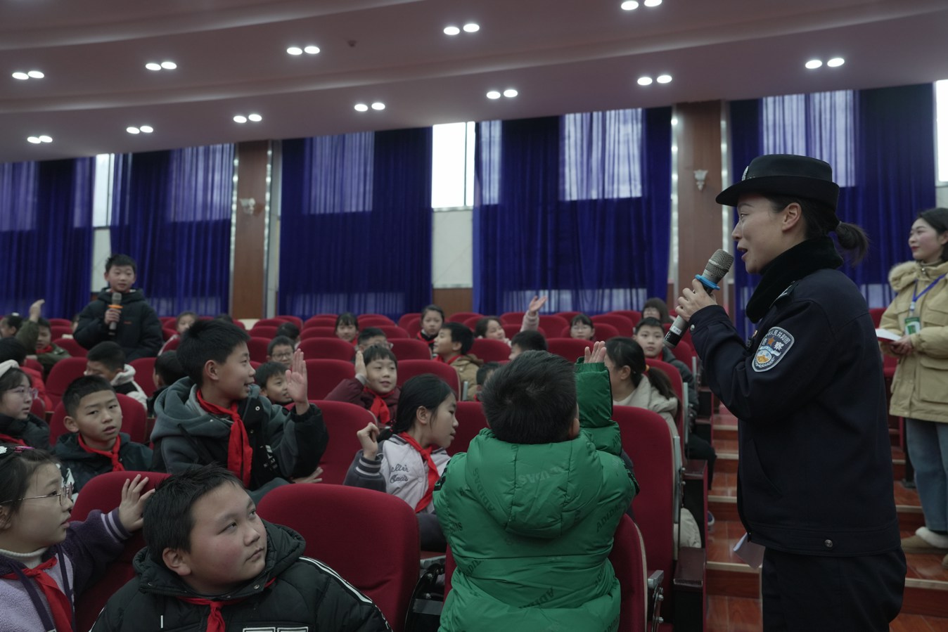 图片5.jpg 图片5.jpg
