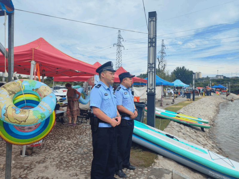 湖北恩施市：“三箭齐发”织密夏日平安防护网