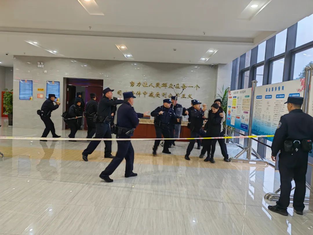 以练为战强本领 厉兵秣马筑防线——贵州黔西南州中级人民法院开展系列反恐演练