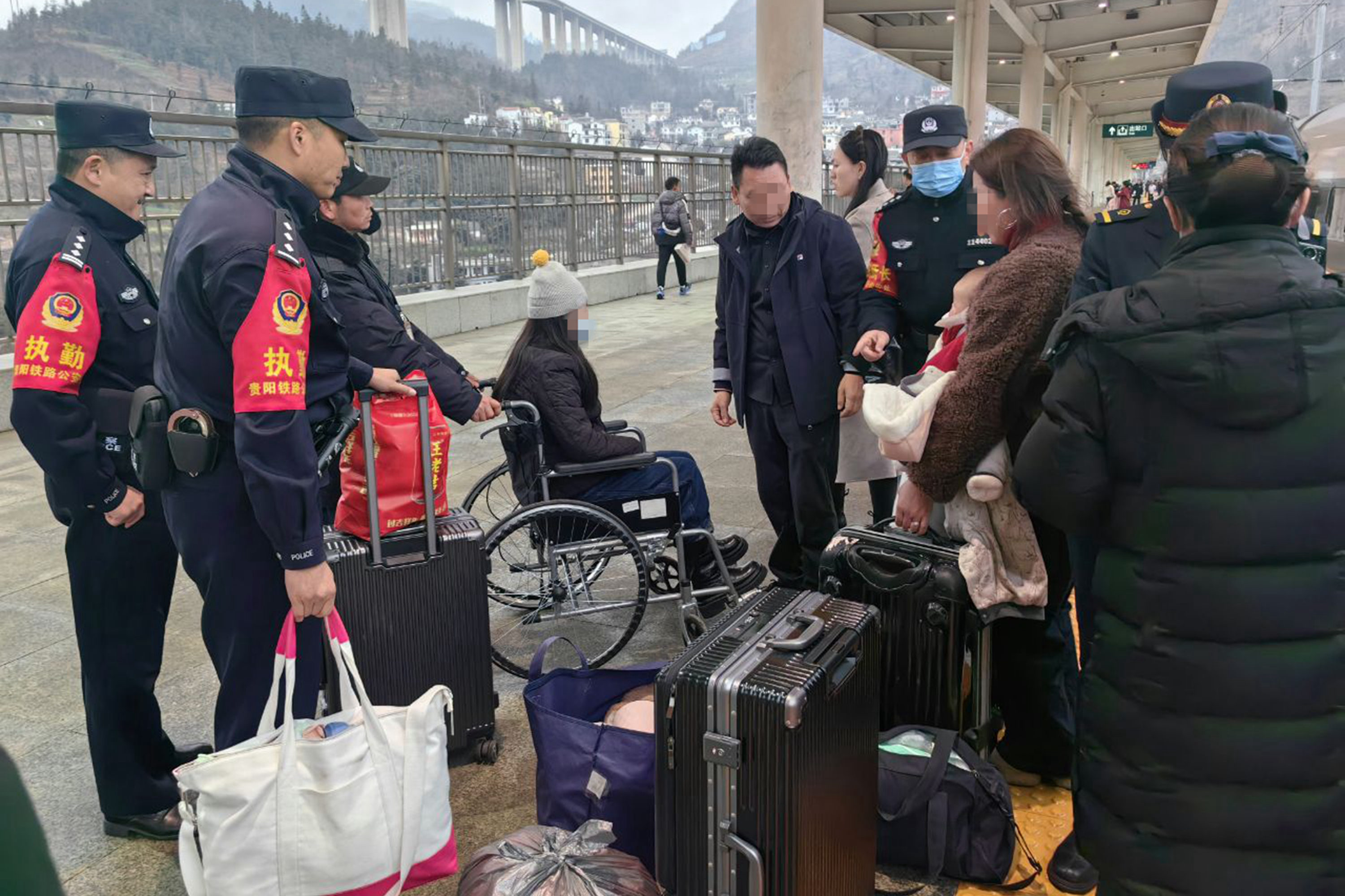 每件都是“上心事”！贵铁警方深耕“快警务”为旅客平安护航