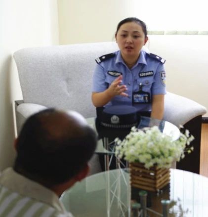 贵州省监狱管理局：从“活不下去”到新生之光，看特殊战线上的“心理拆弹专家”