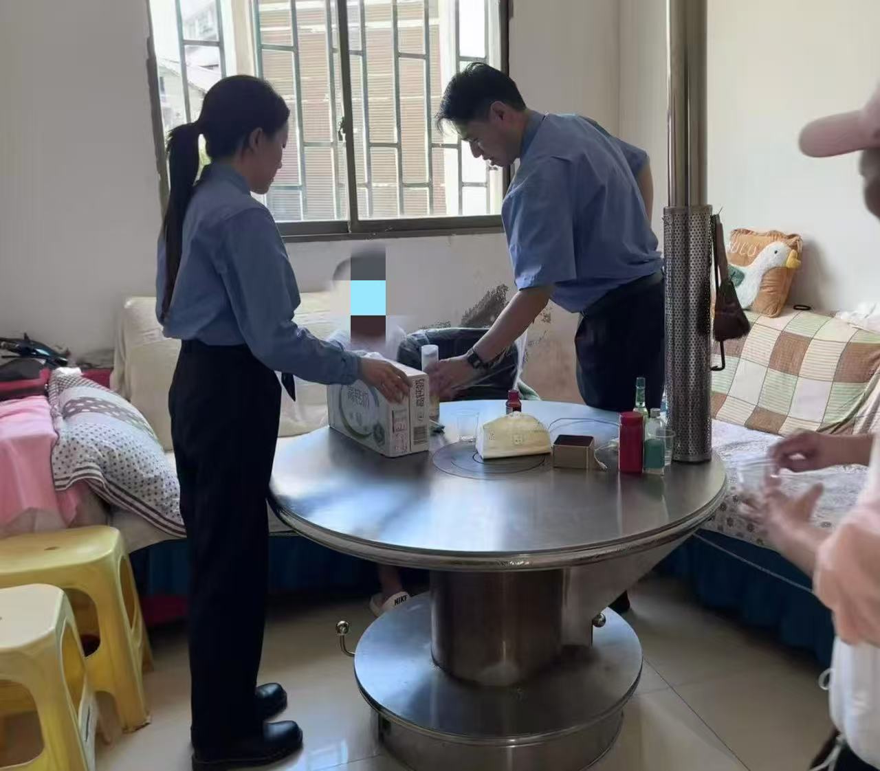 贵州省云岩区检察院：救助回访送关怀，司法温情暖民心
