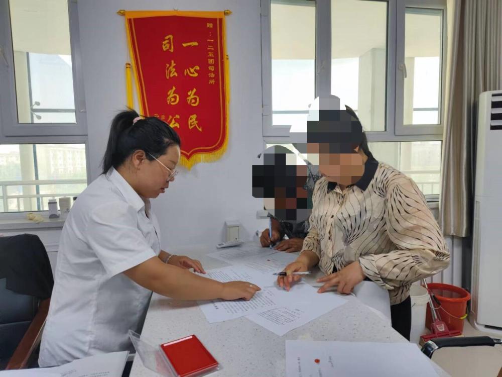 七师胡杨河市一二五团司法所：温情调解破冰刃 昔日恋人解心结