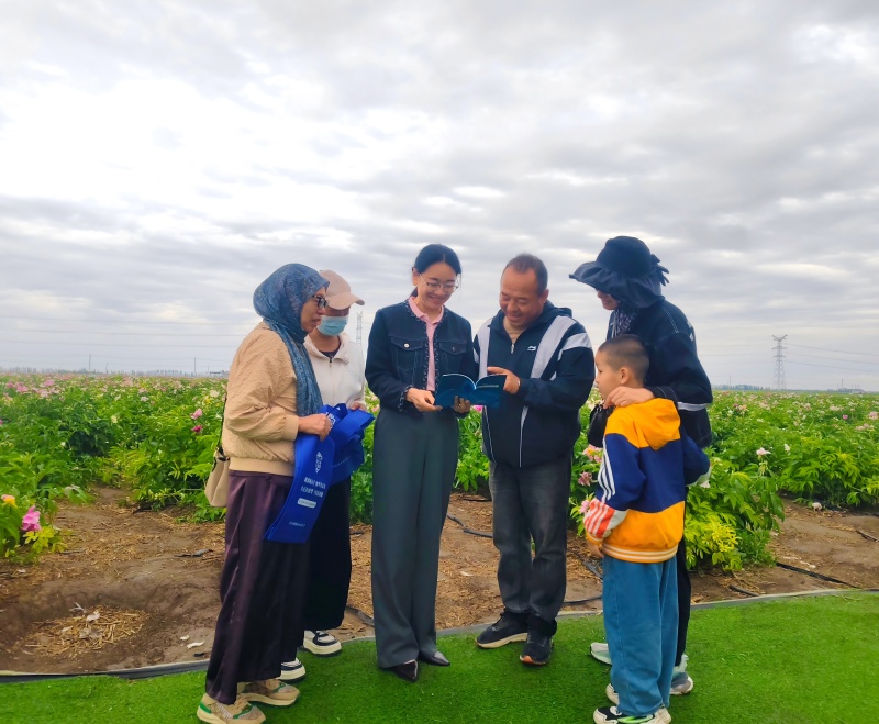 新疆生产建设兵团第七师胡杨河市天北经济技术开发区司法所进辖区、景区宣传民法典
