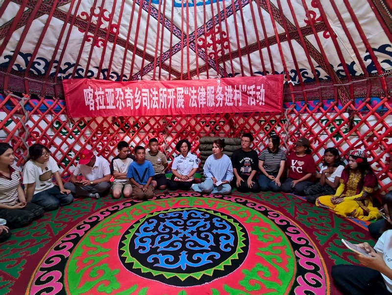 新疆伊宁县喀拉亚尕奇司法所开展青少年法治宣传 筑牢青春成长法治防线