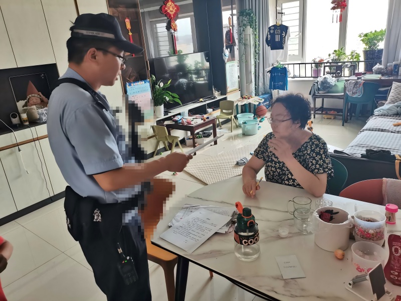 争分夺秒！新疆乌鲁木齐市公安局高新区（新市区）分局高新街街道派出所民警火速拦截为群众避免24万元损失