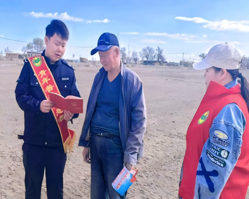 从“坐堂问案”到“阡陌司法”3(1).png