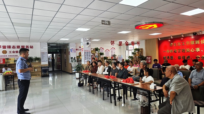 新疆焉耆县公安局焉耆镇派出所：反诈行动，守护“钱袋子”