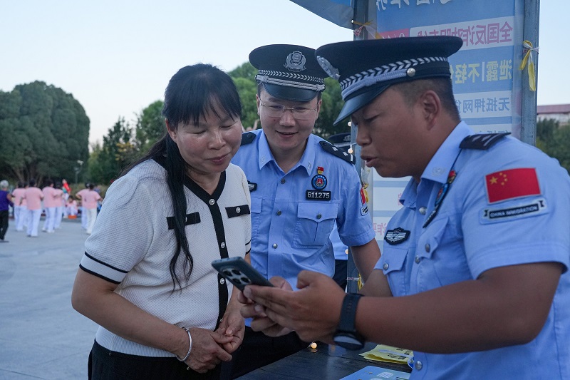警察5.jpg
