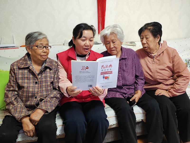 天北新区绿波里社区:“典”亮社区 与法同行 (1).jpg