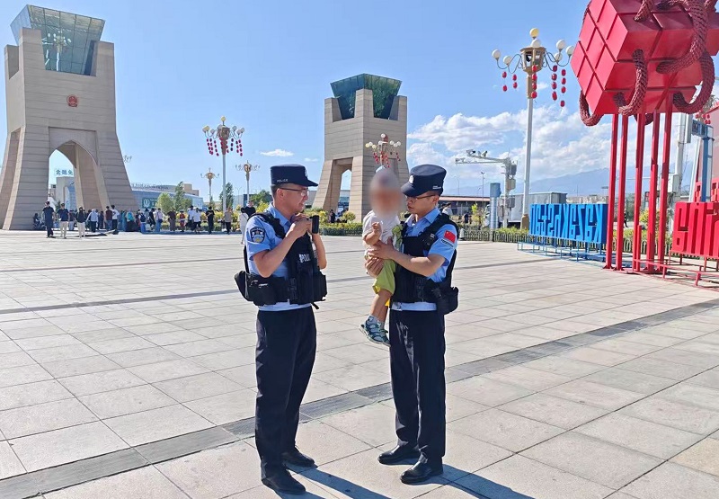 中哈边境1.jpg