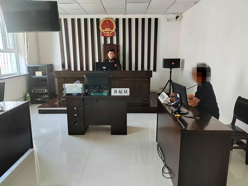 图说:法官与当事人进行沟通,了解当时人都额真实意愿_副本.jpg