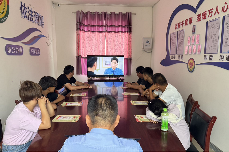 守护“少年的你”共筑成长堡垒 2.png