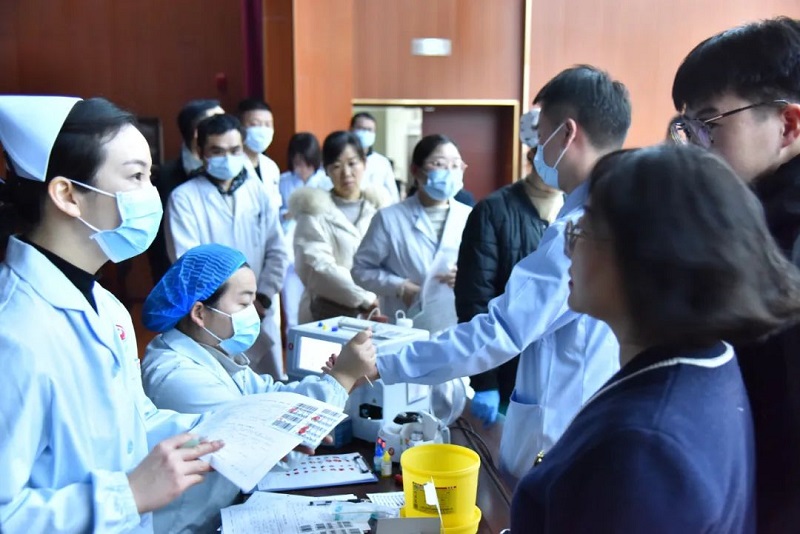 爱洒杏林 热血传递——2025年度湖北省荆州市中医医院职工无偿献血活动纪实