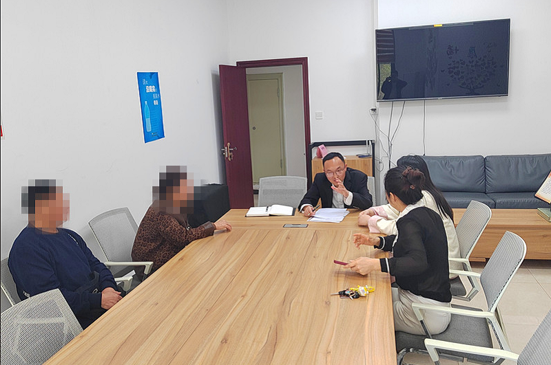 湖北荆州区法院：多方联动促和解 邻里握手解心结
