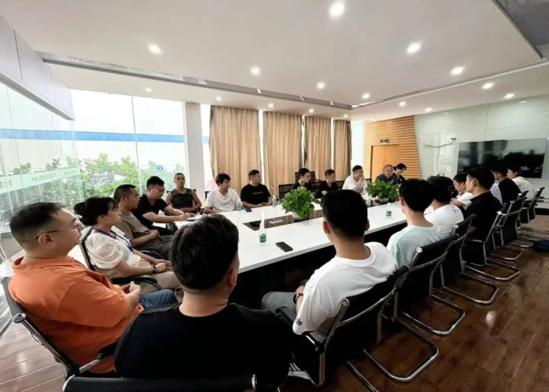 精准服务解难题 法治护航促发展——湖北省公安县司法局开展送法进园区法治体检活动