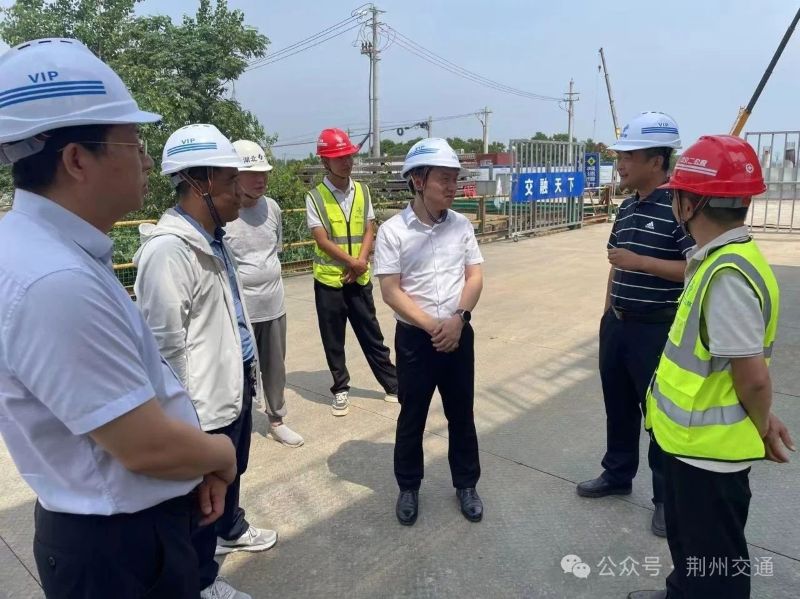 湖北省荆州市交通运输局党组书记、局长李平赴洪湖市调研交通项目建设及联系点工作