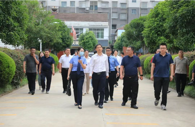 湖北省洪湖市人大常委会专题调研检察院工作