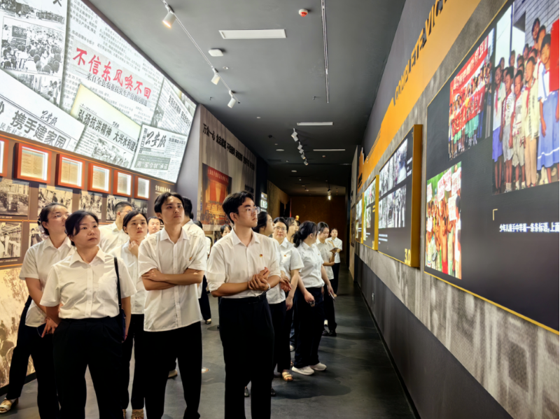 弘扬抗洪精神 砥砺初心使命——湖北省公安县检察院组织党员干部赴抗洪精神主题展馆参观学习