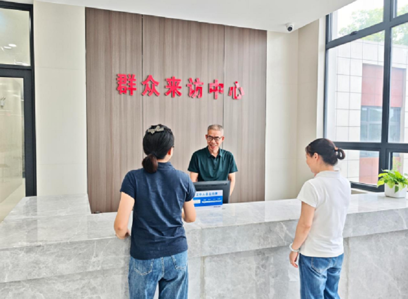 湖北省荆州区李埠镇综治中心：一站解民忧 多元筑平安
