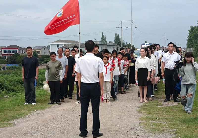 筑牢生命防线 守护安全水域——湖北省松滋市沙道观镇开展防溺水安全演练