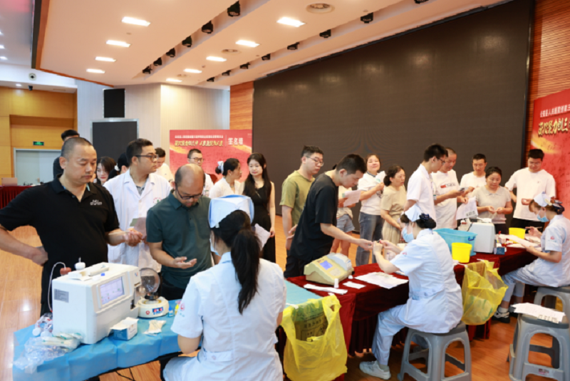 盛夏热血 为生命加油——湖北省公安县人民医院开展夏季无偿献血公益活动
