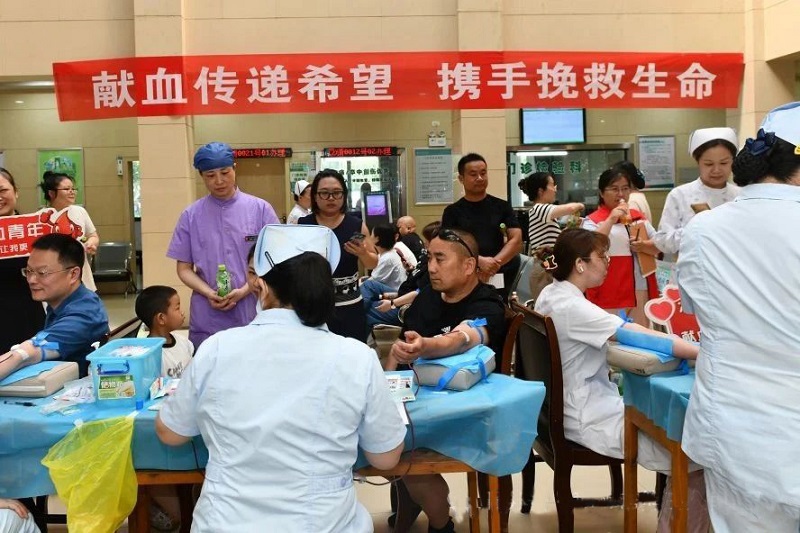 湖北省荆州市第三人民医院积极组织开展无偿献血活动