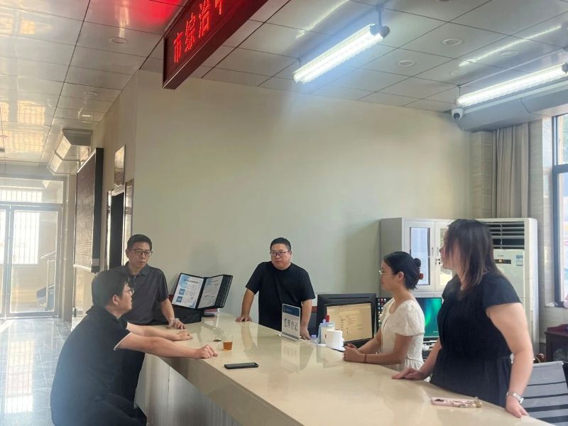 湖北松滋：市领导伍业军专题调研市综治中心