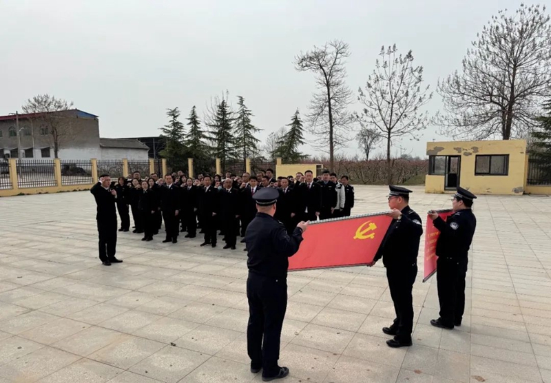 微信图片_20250401104021.jpg 微信图片_20250401104021.jpg
