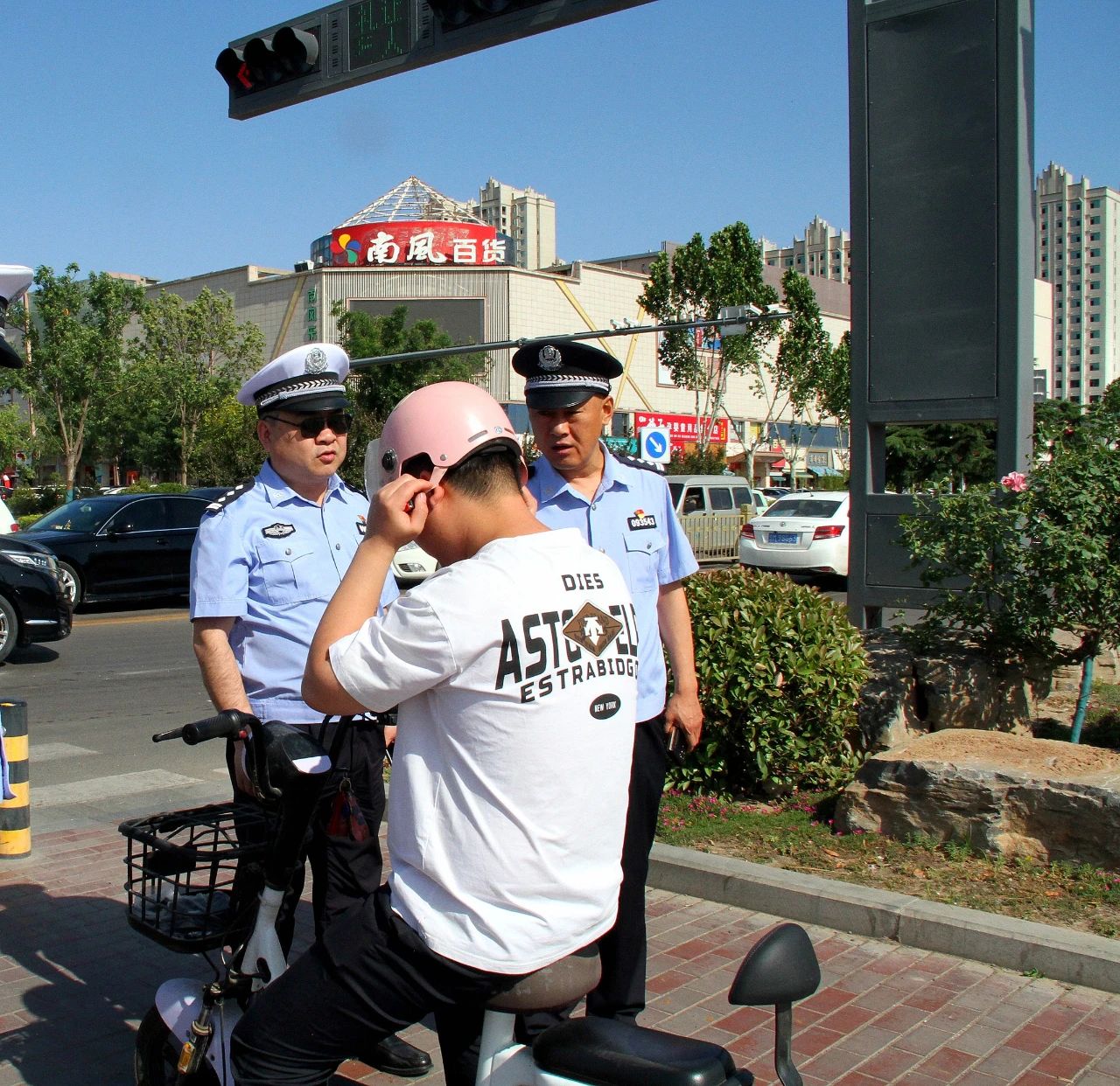 微信图片_20250509101024.jpg 微信图片_20250509101024.jpg