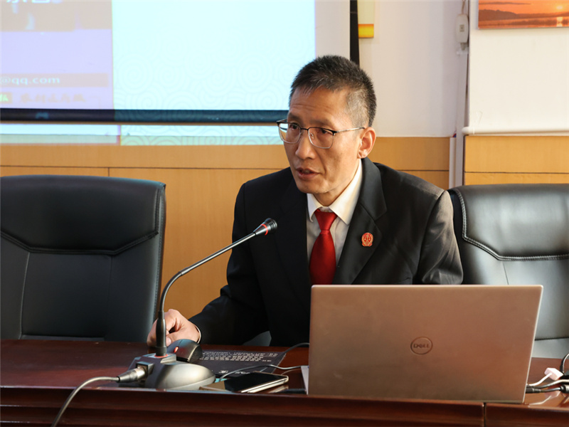 敲响法治“上课铃”——云南省昆明市宜良县人民法院院长讲授开学第一课