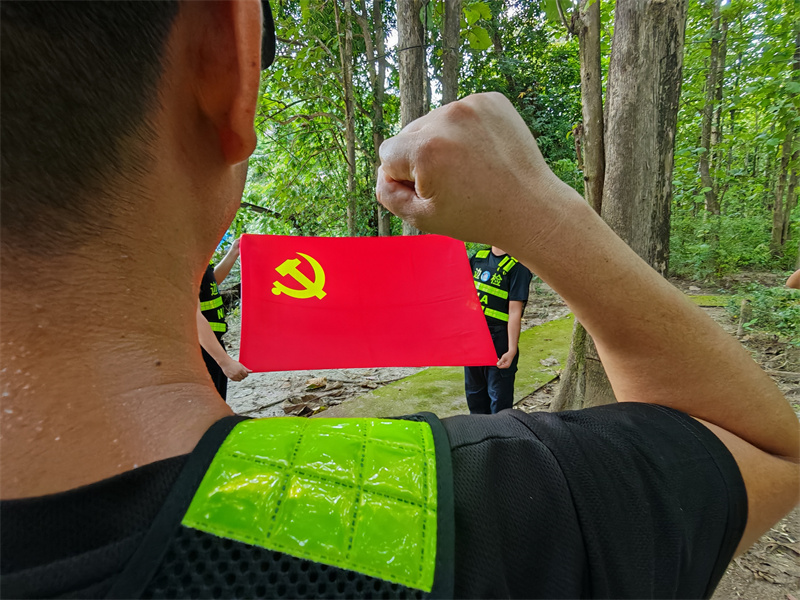 重温入党誓词2.jpg