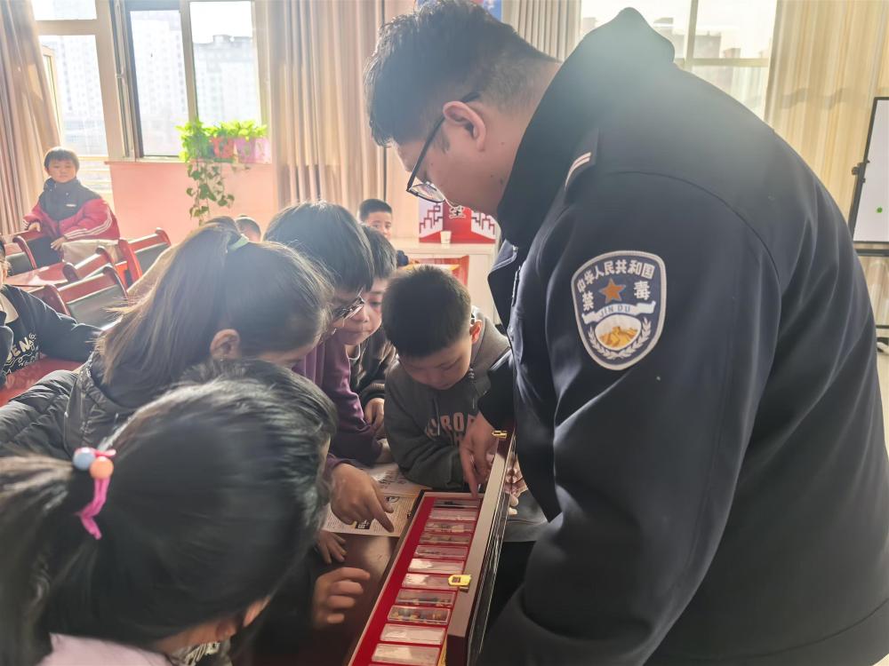 抢“鲜”学禁毒，宁夏同心县“石榴籽课堂”助力青春无毒
