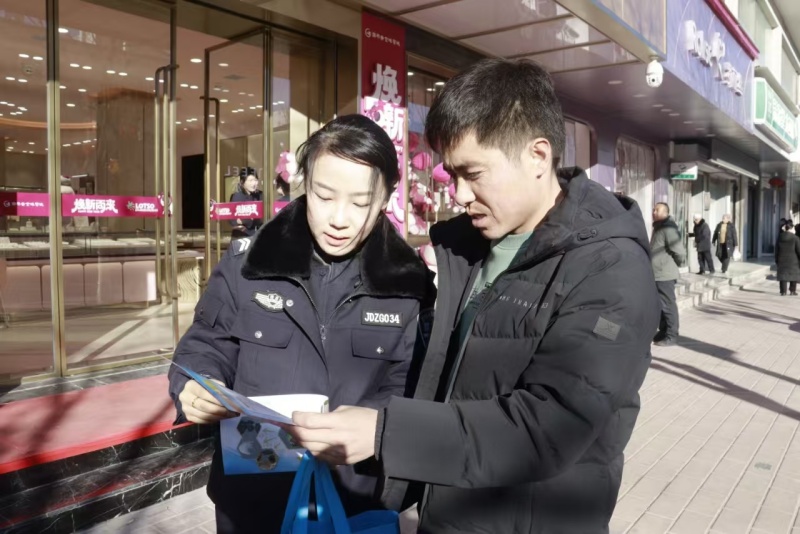 宁夏西吉：禁毒宣传于闹市 声声嘱咐暖人心
