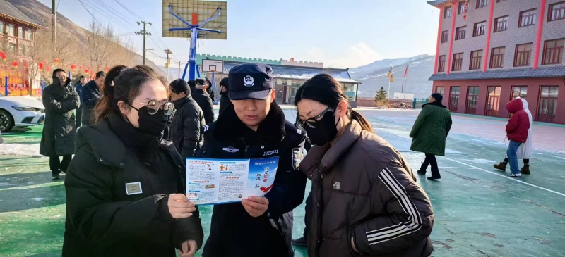 宁夏西吉县：元宵佳节齐欢庆 禁毒宣传入民心