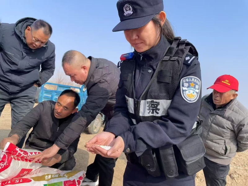 宁夏灵武崇兴派出所：把“平安种子”播撒在田间地头