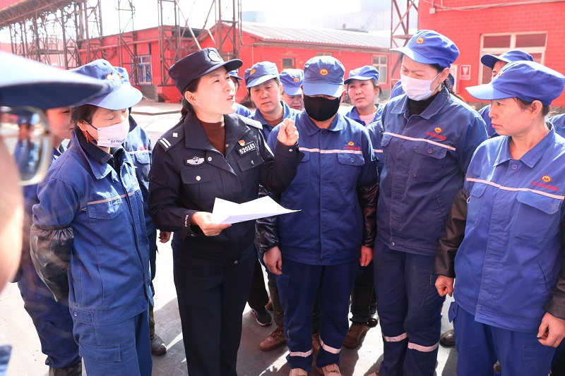 宁夏中宁县公安局：以“警心”护“企兴” 当好企业发展“护航员”