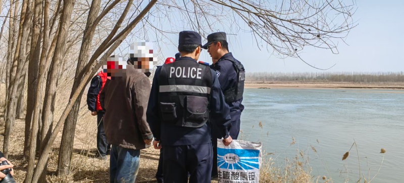 银川永宁李俊派出所：田间调解有新招“背包警务”显实效
