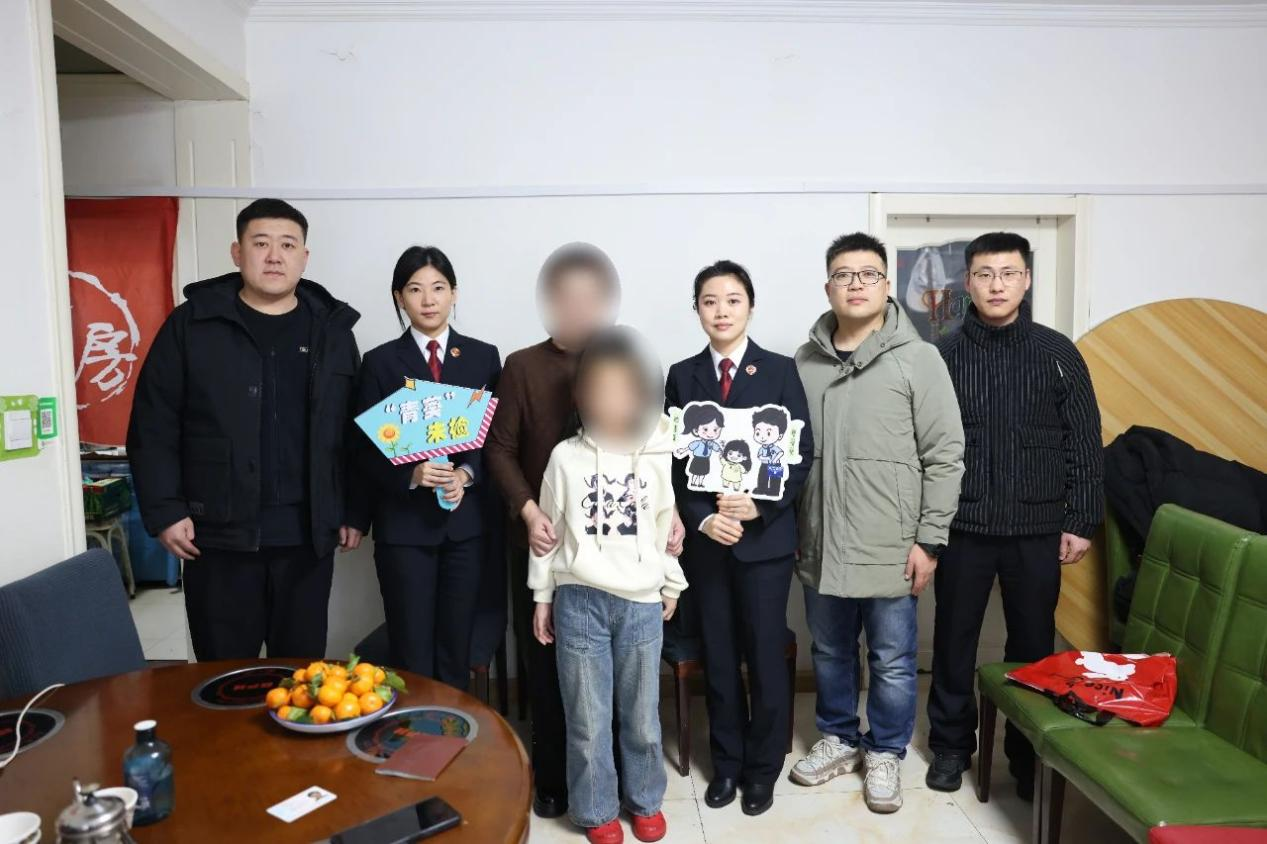 法外无情，执法有度：情暖高墙内外的  新年关怀