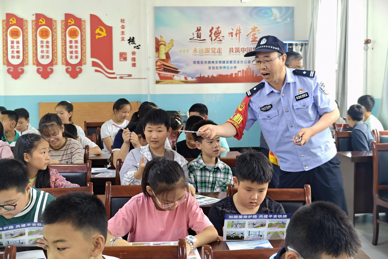 图片 3.png 图片 3.png