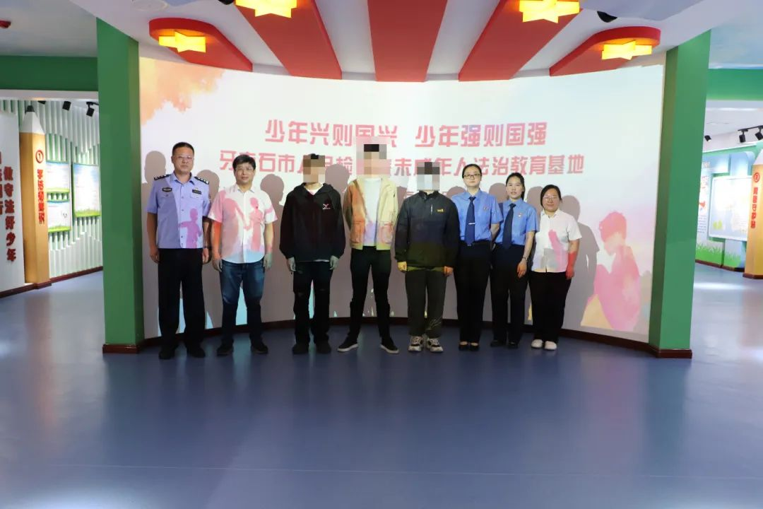 图片 1.png 图片 1.png