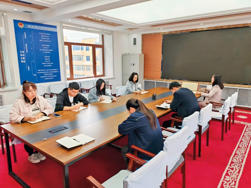 市检察院红色资源保护专项小组召开专题会议，研讨工作重点与调查方向_upscayl_2x_realesrgan-x4plus_副本.jpg