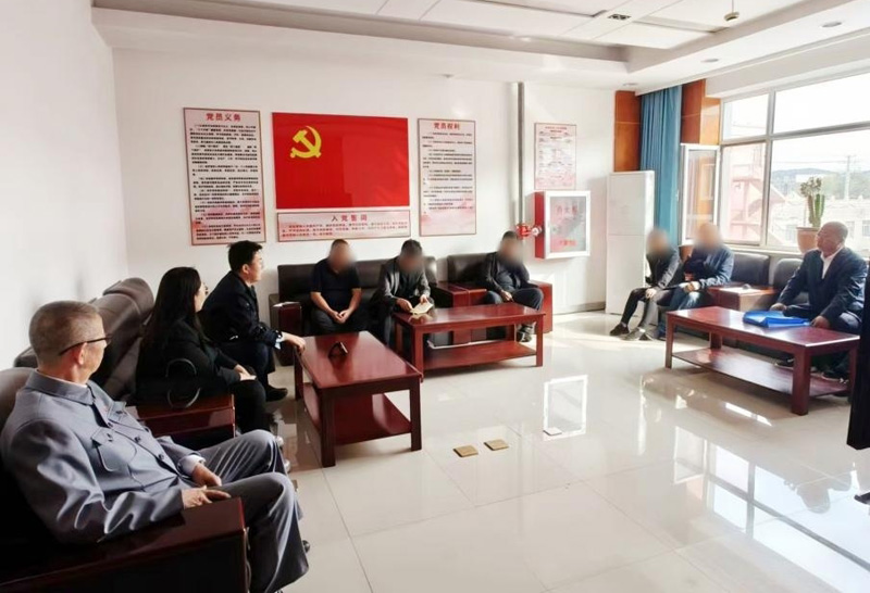 多方联动，合力深化——和林格尔县人民法院推行“四所一庭”多元解纷新模式.jpg