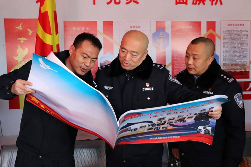 乌兰察布市城乡智能安防单元视频监控建设现场推进会在兴和县召开3.jpg