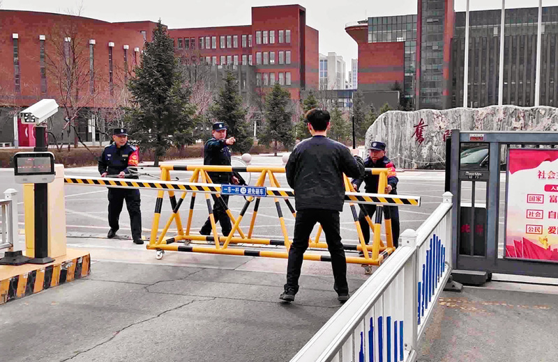 以练为战，护校安园——赛罕公安：联动“红蓝对抗”演练，构筑安全“同心圆”2.jpg